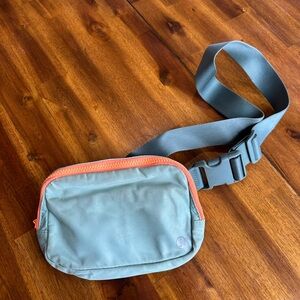 Lulu Lemon blue and neon orange belt bag Fanny pack